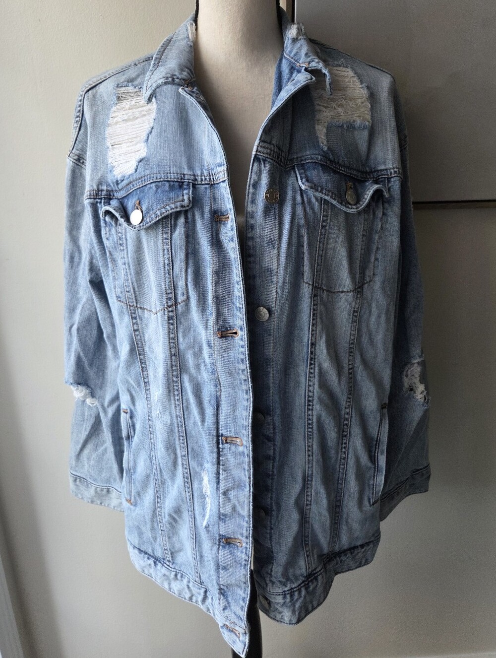 Express Womens Oversized Distressed Denim Jacket